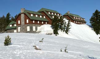 crater-lake-lodge-spring2