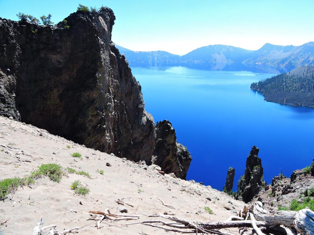 2016 – November 8 – Crater Lake: Deepest Lake in U.S. – Live Science